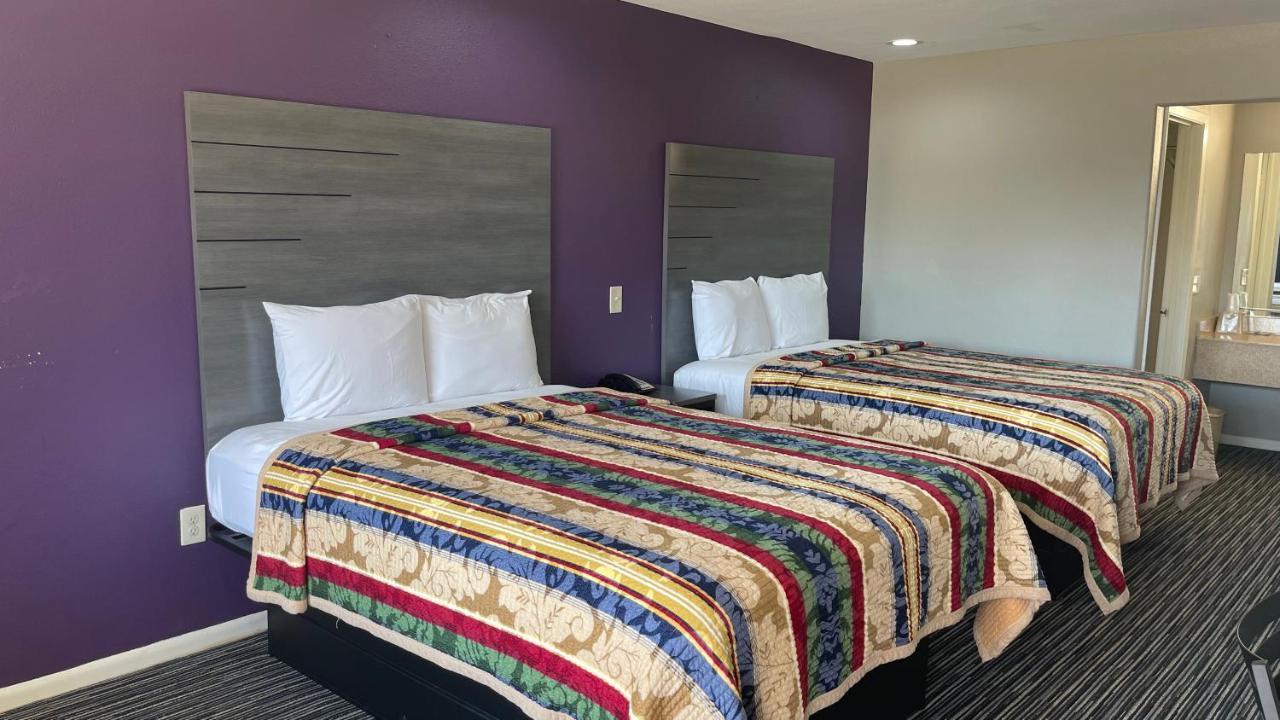 Executive Inn And Suites Houston Exterior photo